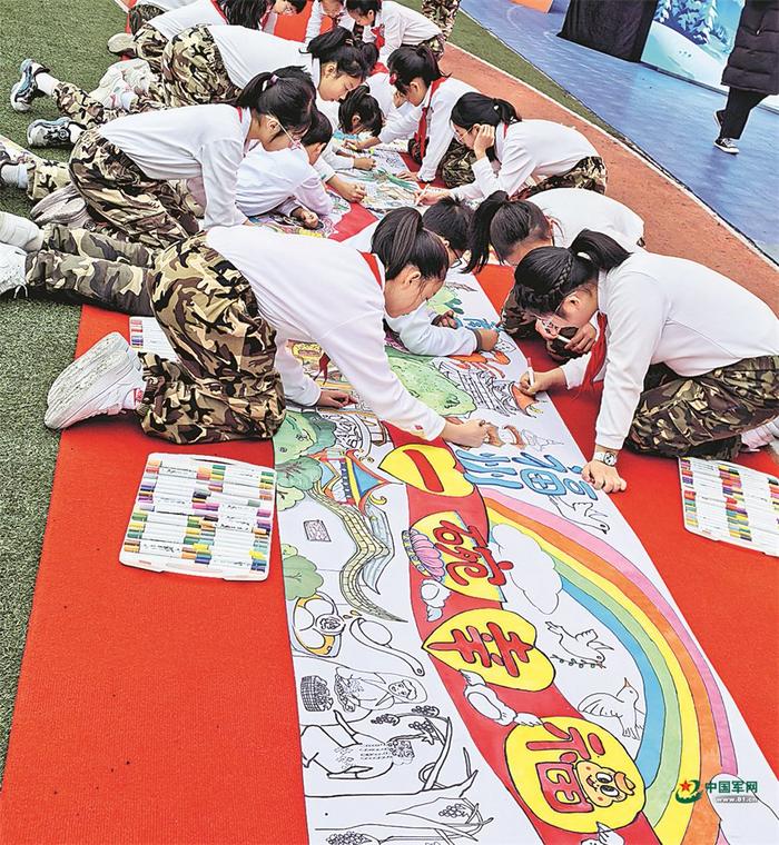 同绘一幅画，完成一场跨越山海的&ldquo;双向奔赴&rdquo;